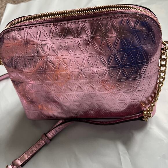 New Michael Kors metallic dome crossbody leather soft pink embossed $188 bag - Picture 7 of 9